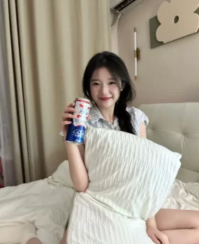 高颜值欲女瑶瑶