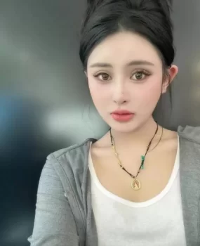 长安美女璐璐