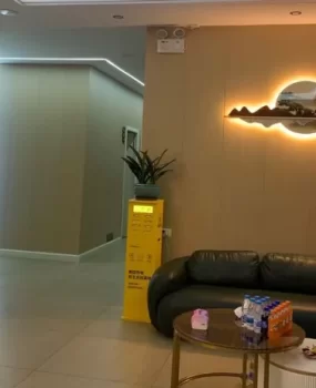 广西桂林95服务，加钱可上楼啪啪啪