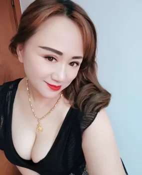 元宵佳节体验美熟女