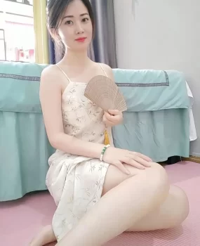 后妈感十足的风韵母狗