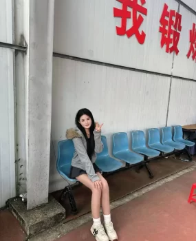 极品粉嫩大学生兼职