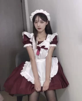 高端网咖游戏陪玩女仆装电竞黑丝小姐姐