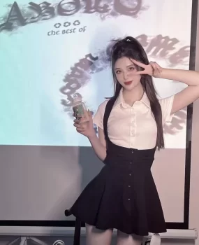 斯文婷婷刚从外地打工回来兼职兼职