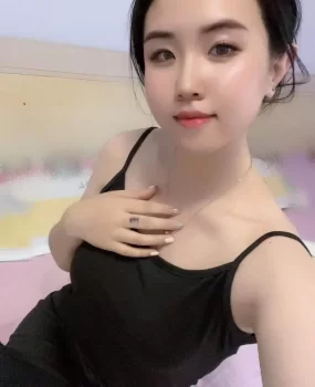 又紧又粉嫩非常不错妹子