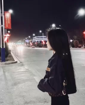 潍坊骚货妹子口活不错