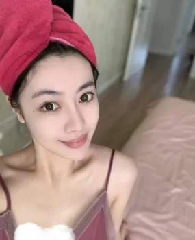 酒店前台是个御姐