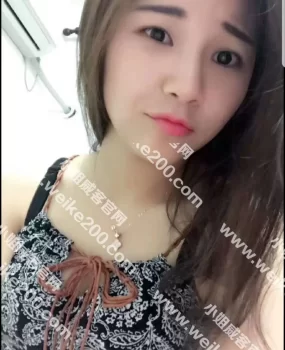 怒艹桃子美女谁艹谁知道