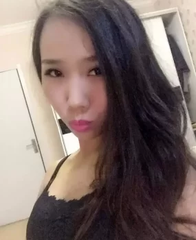 【精筛瑜伽女】