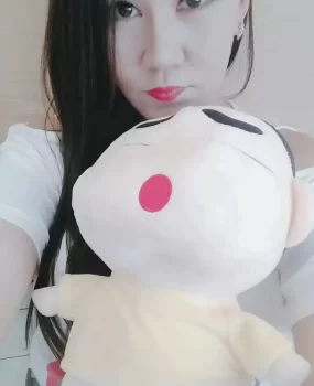 七里河长腿颜值女