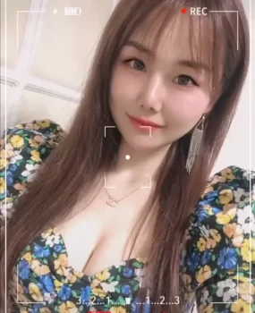 逼紧水多的小妹兼职