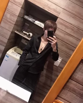 分享一枚比较帅气的小哥哥